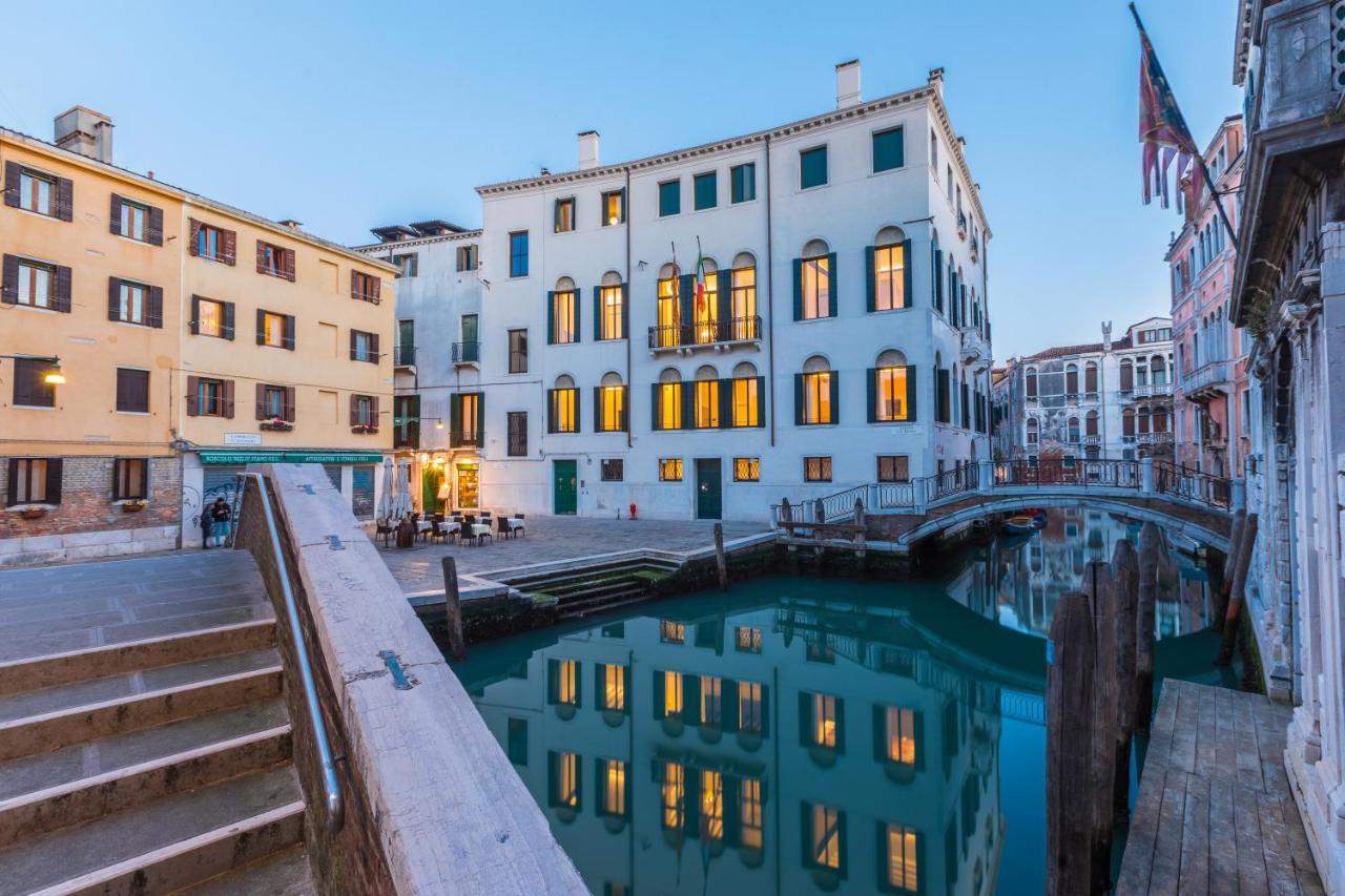 Palazzo Morosini Degli Spezieri - Lifestyle Apartments Венеция Экстерьер фото