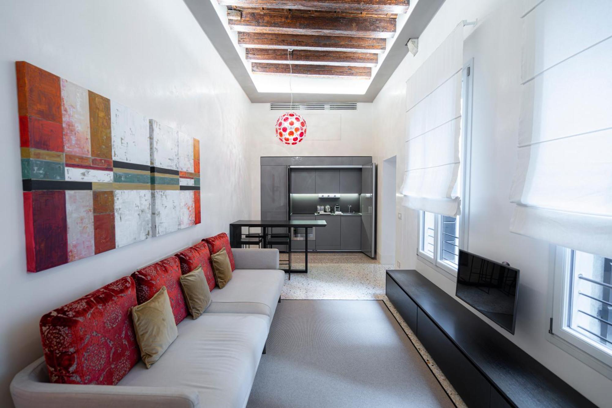 Palazzo Morosini Degli Spezieri - Lifestyle Apartments Венеция Экстерьер фото