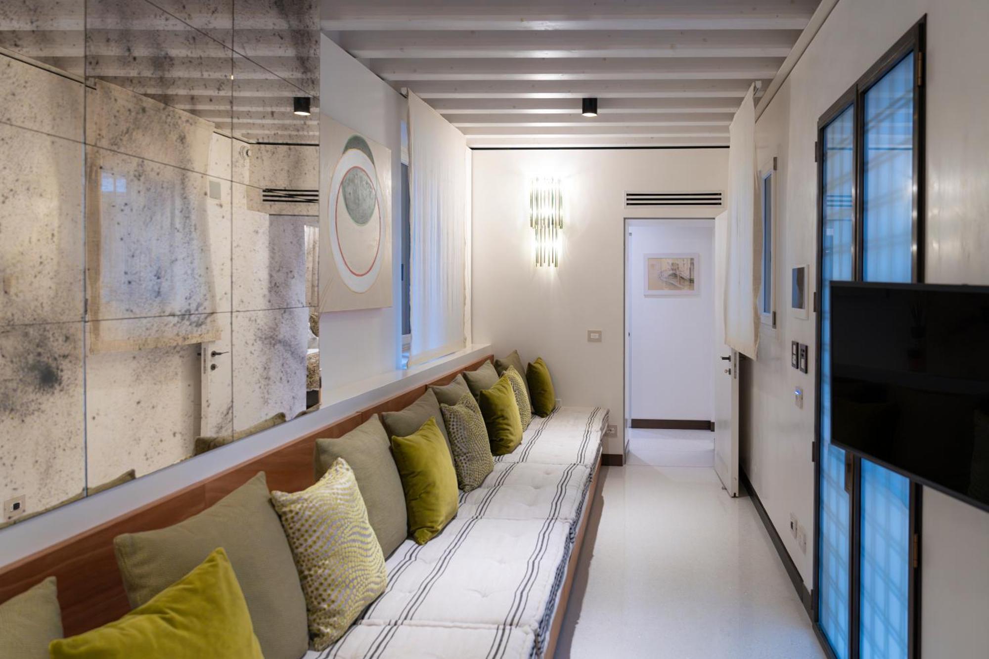 Palazzo Morosini Degli Spezieri - Lifestyle Apartments Венеция Экстерьер фото