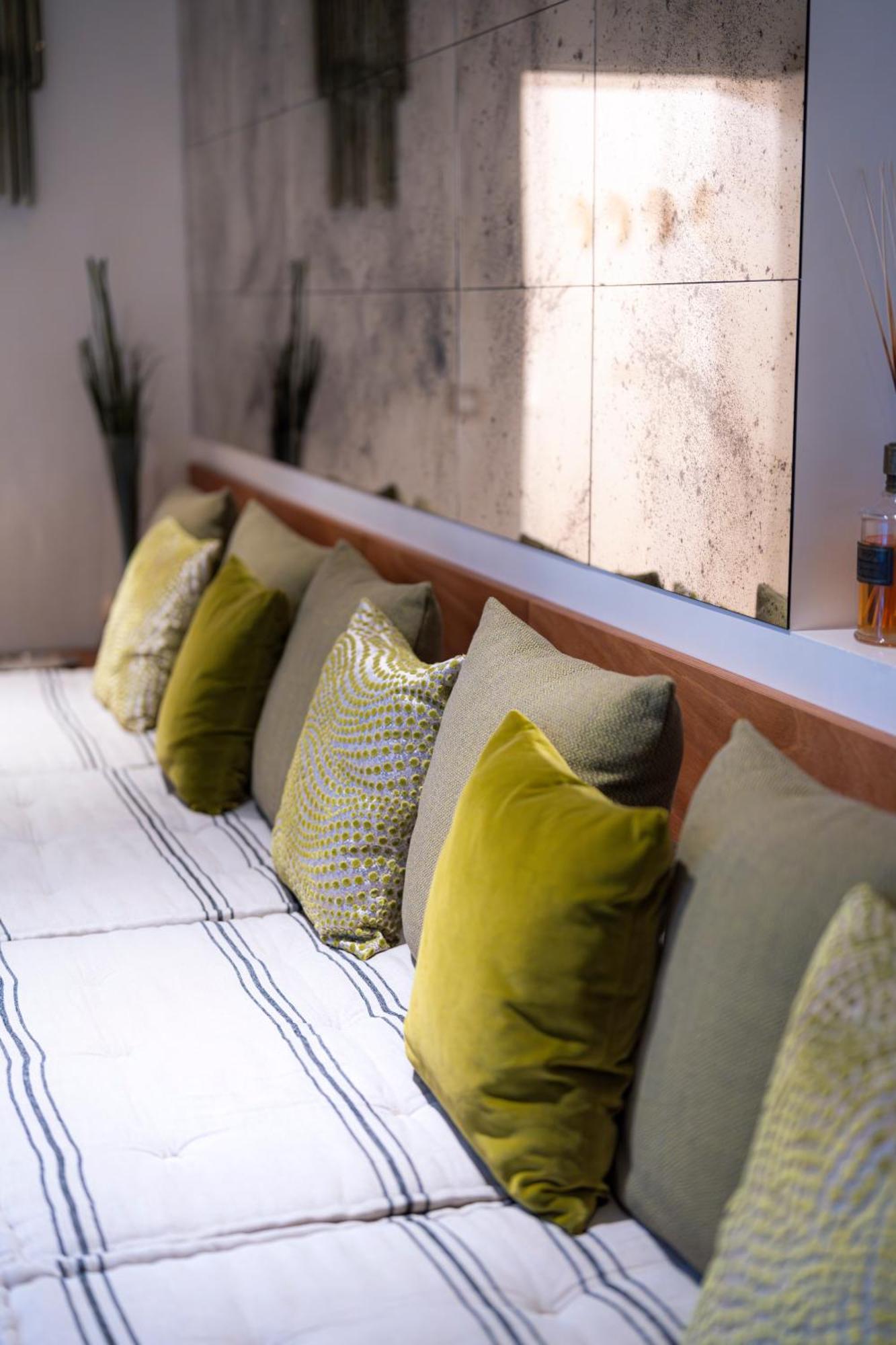 Palazzo Morosini Degli Spezieri - Lifestyle Apartments Венеция Экстерьер фото